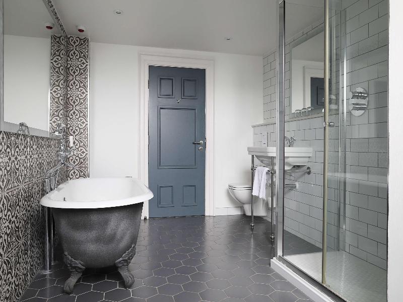 Elmbank York, Tapestry Collection by Hilton image