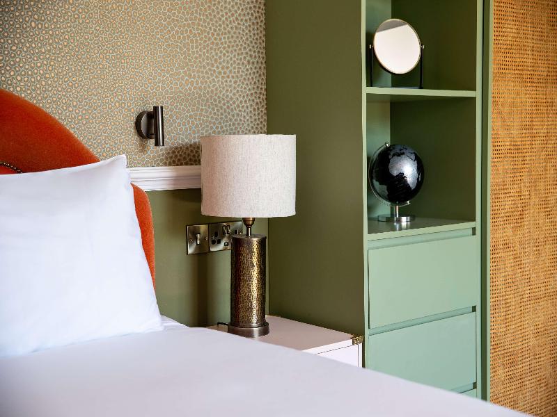 Elmbank York, Tapestry Collection by Hilton image