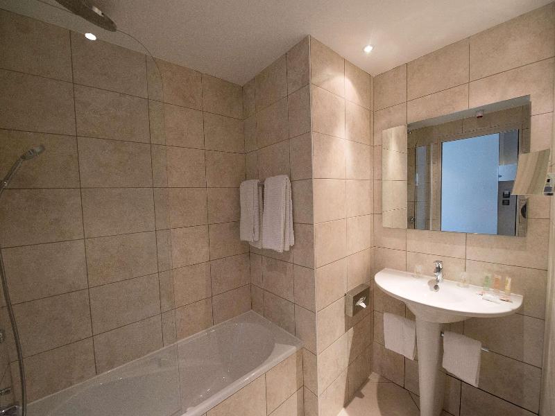 Best Western Premier Le Patio des Artistes image