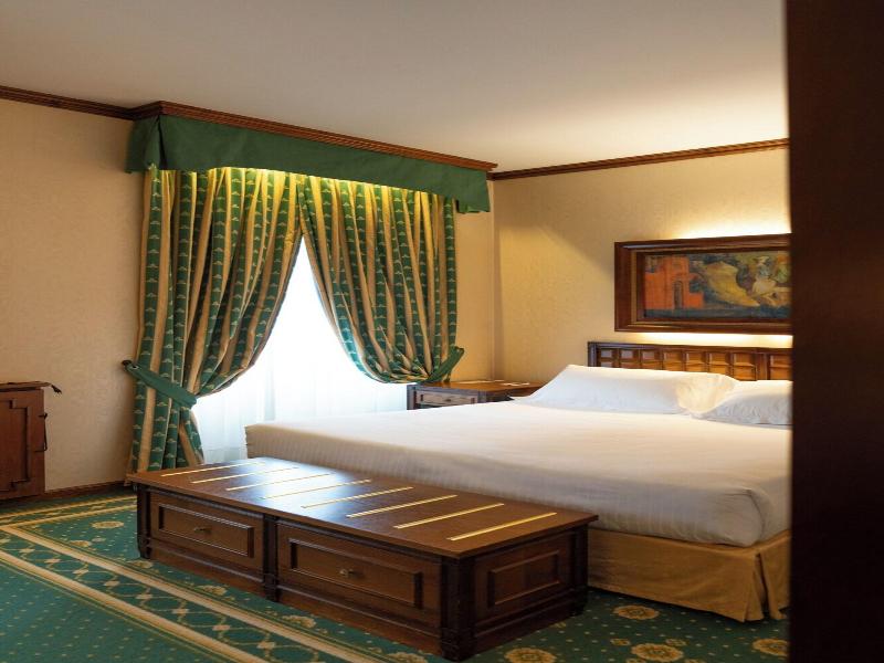 Grand Hotel Trento image