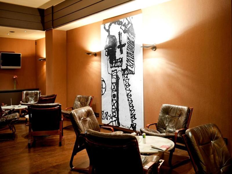 New Hotel Charlemagne image