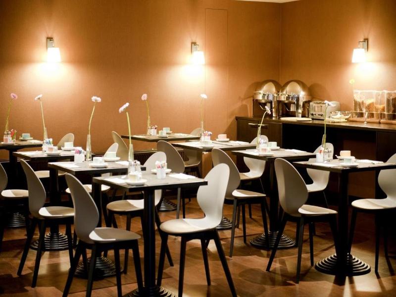 NEW HOTEL CHARLEMAGNE image