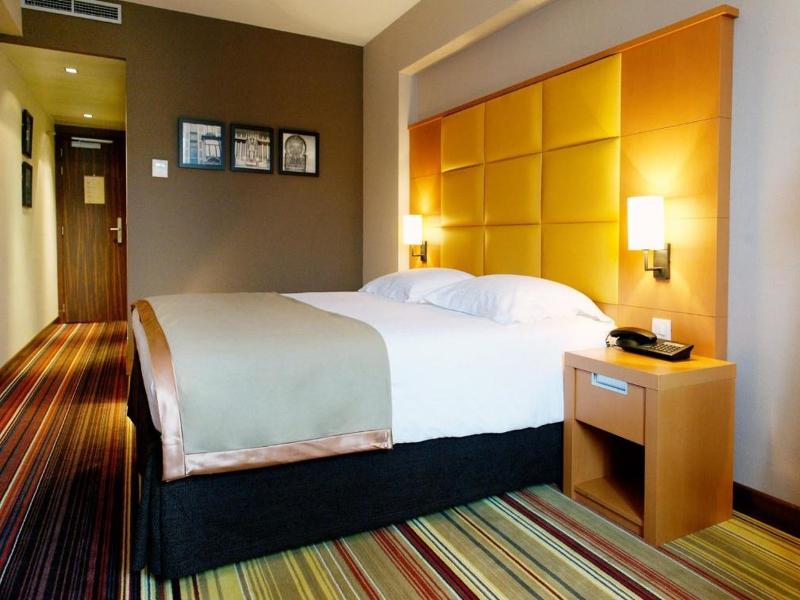 NEW HOTEL CHARLEMAGNE image