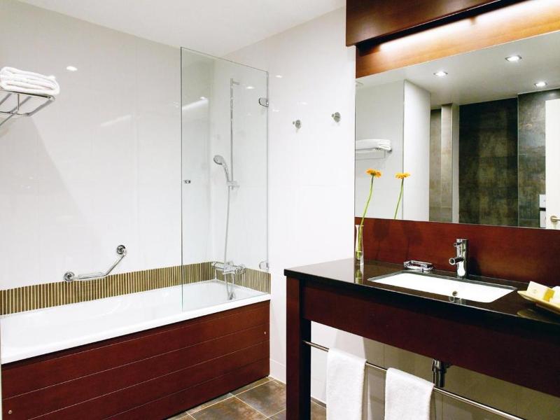 NEW HOTEL CHARLEMAGNE image