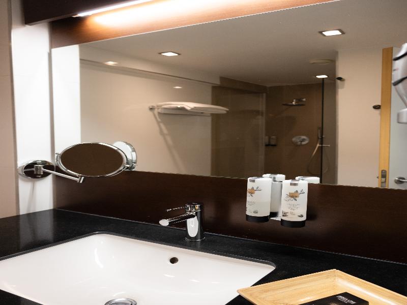 NEW HOTEL CHARLEMAGNE image