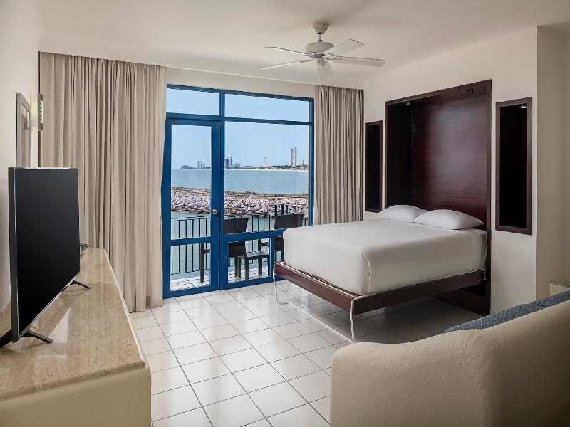 El Cid Marina Beach Hotel image