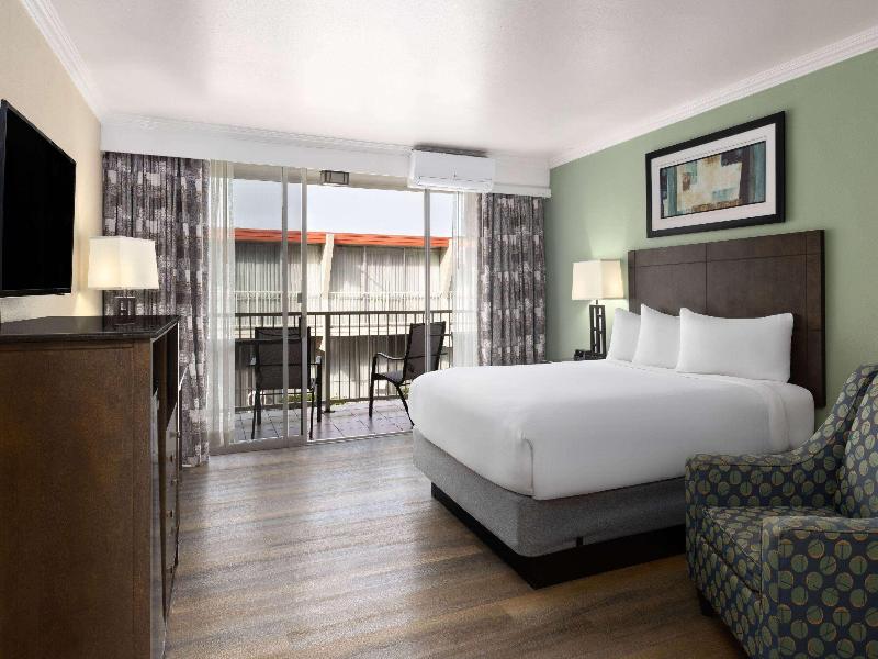 Travelodge by Wyndham Monterey Bay image