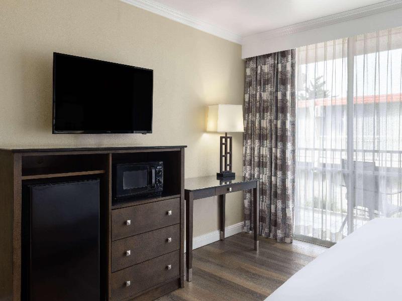 Travelodge by Wyndham Monterey Bay image