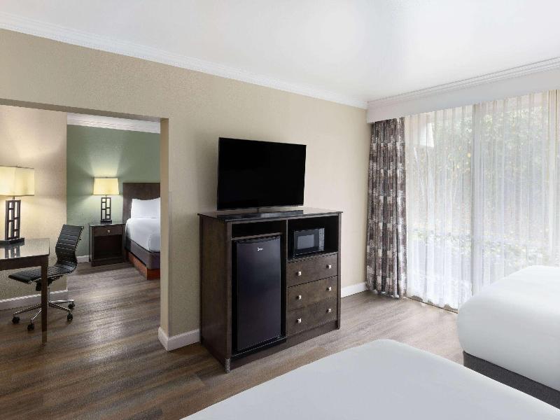 Travelodge by Wyndham Monterey Bay image