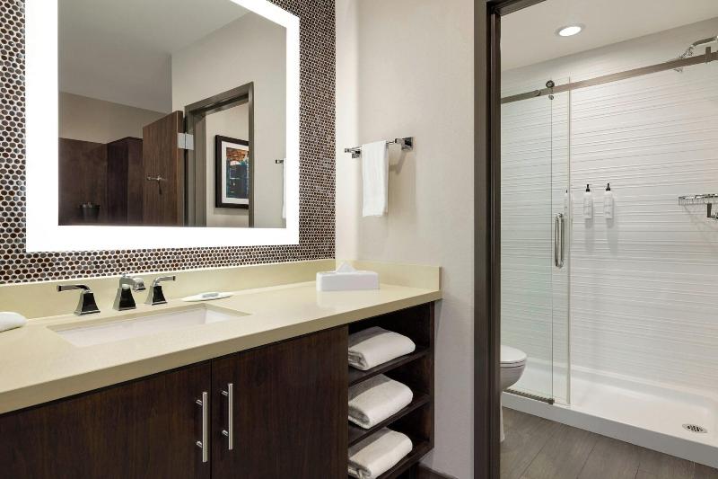Fairfield Inn & Suites New Orleans Downtown image