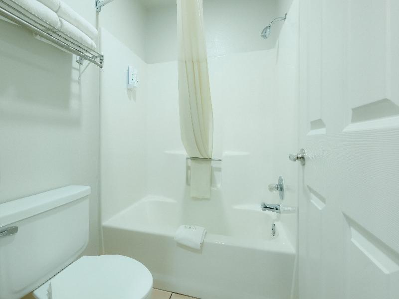 Quality Inn Holbrook Near Petrified Forest image