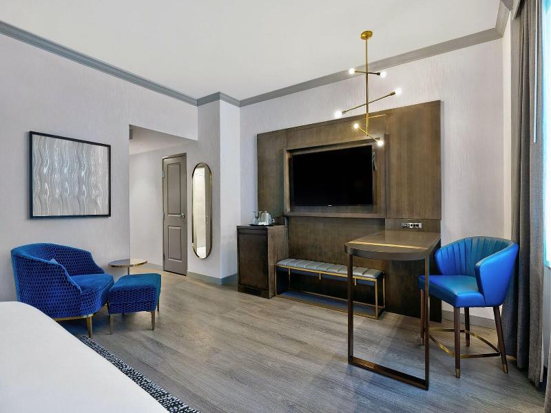 Le Meridien St. Louis Downtown image