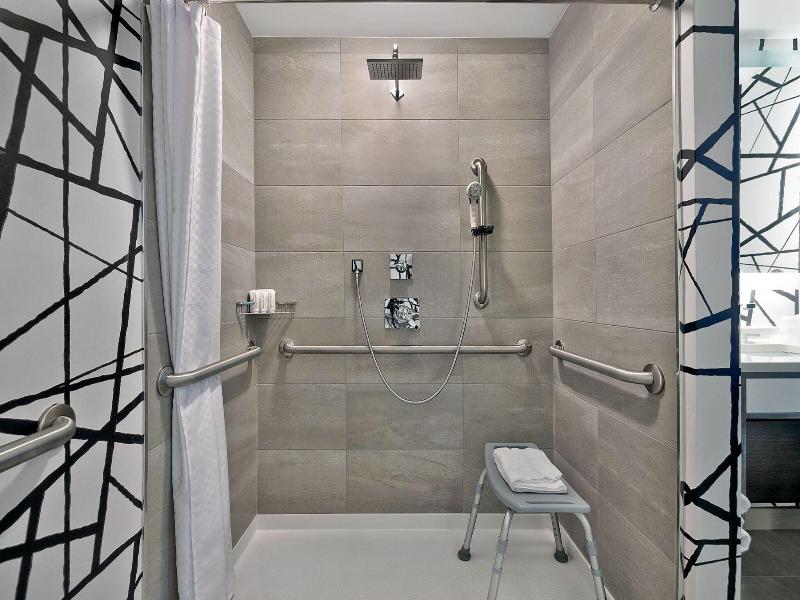 Le Meridien St. Louis Downtown image