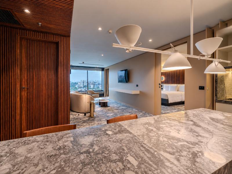 SUITE WITH VIEWS — photo 7