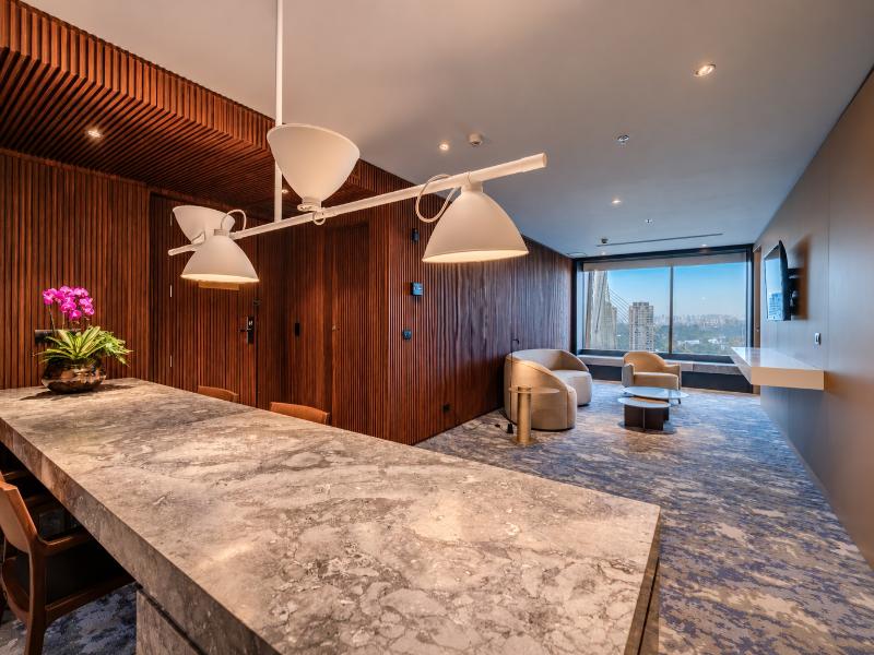 SUITE WITH VIEWS — photo 6