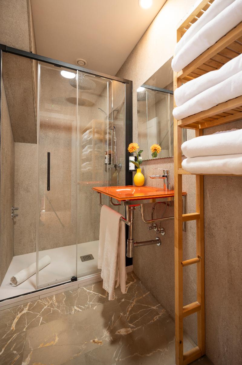 Apartamentos G3 Galeón image