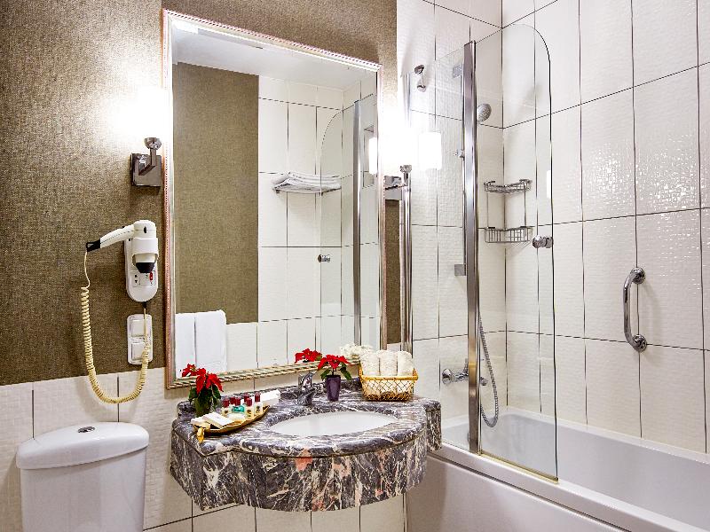 Gunes Hotel Merter image