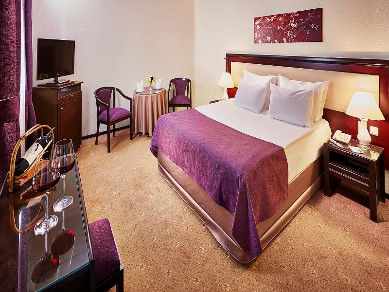 Gunes Hotel Merter image