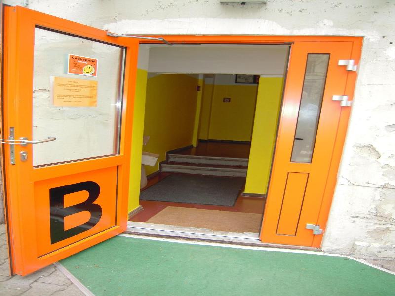 Happygolucky Hotel Berlin image