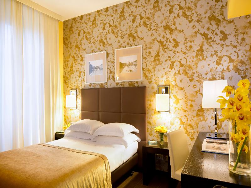 Starhotels Majestic image