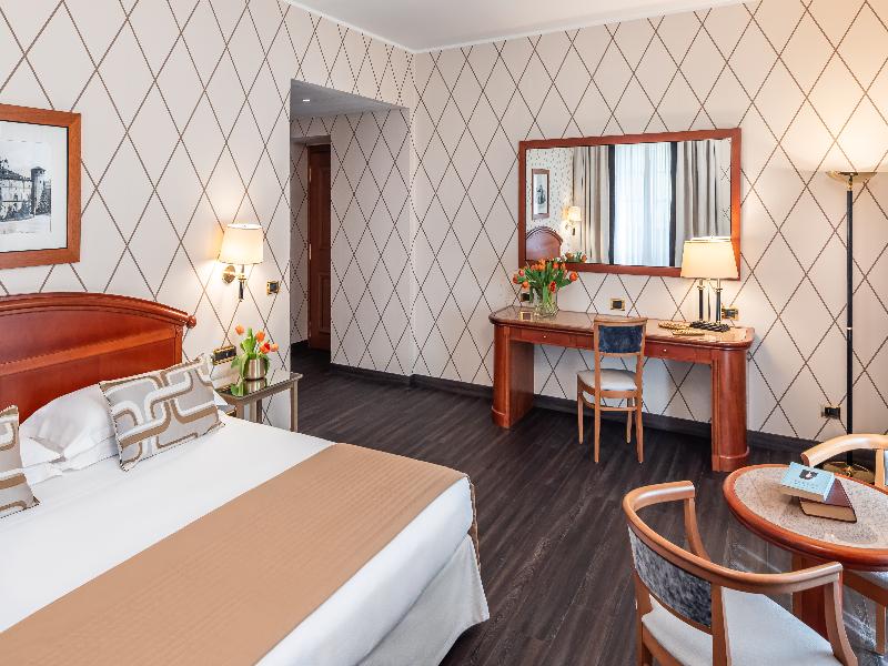 Starhotels Majestic image