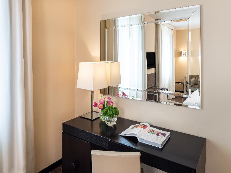 Starhotels Majestic image