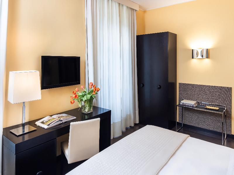 Starhotels Majestic image