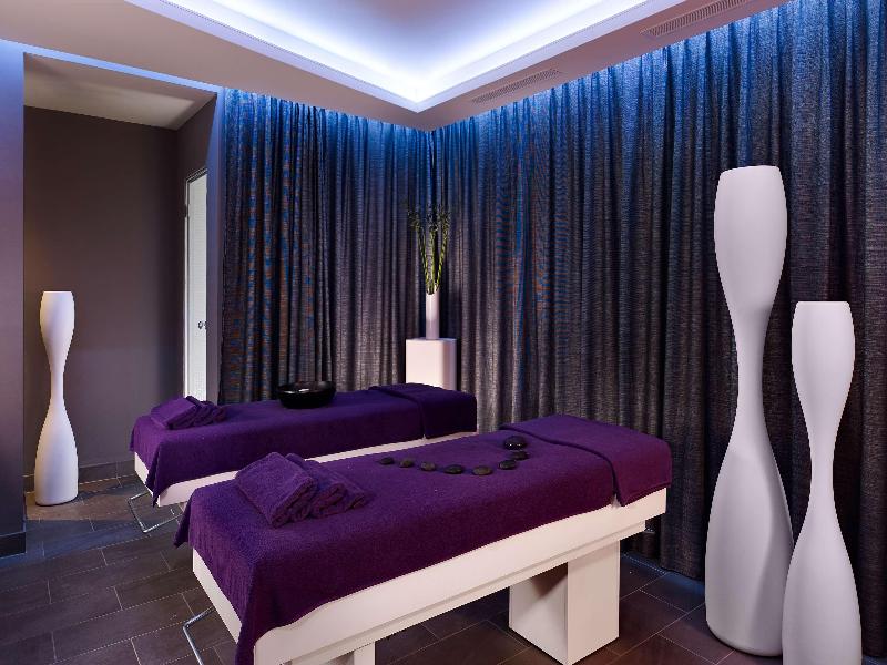 Park Plaza Belvedere image