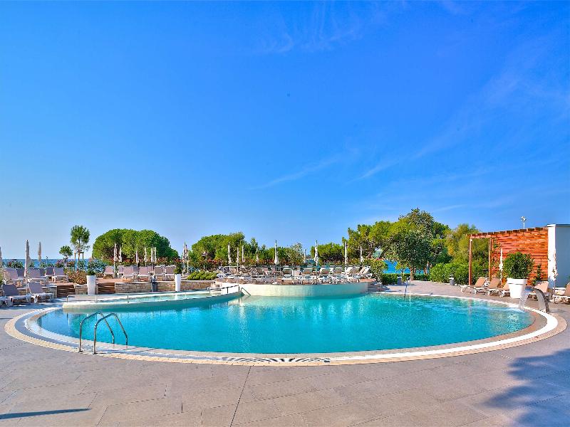 Park Plaza Belvedere image