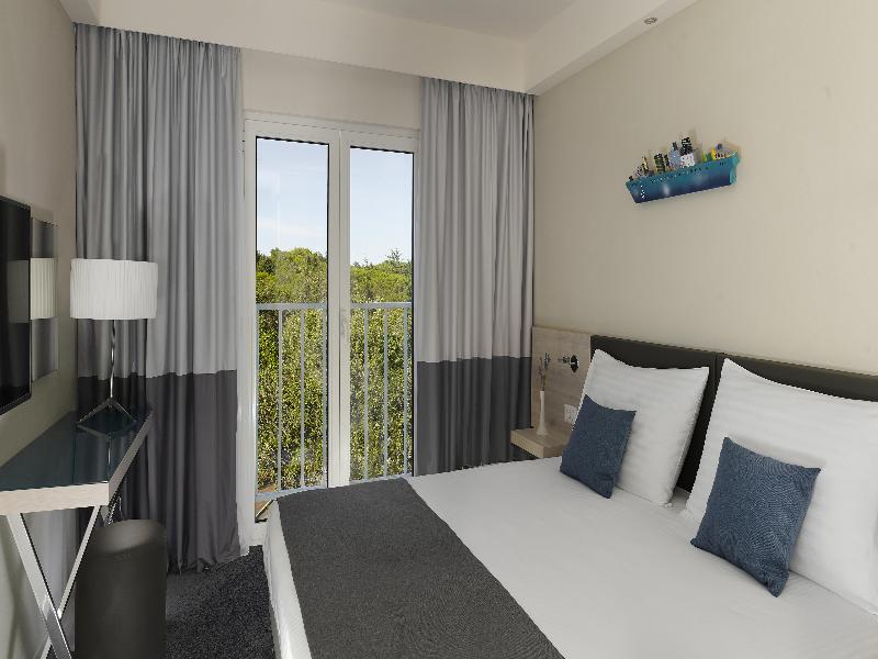 Park Plaza Belvedere image