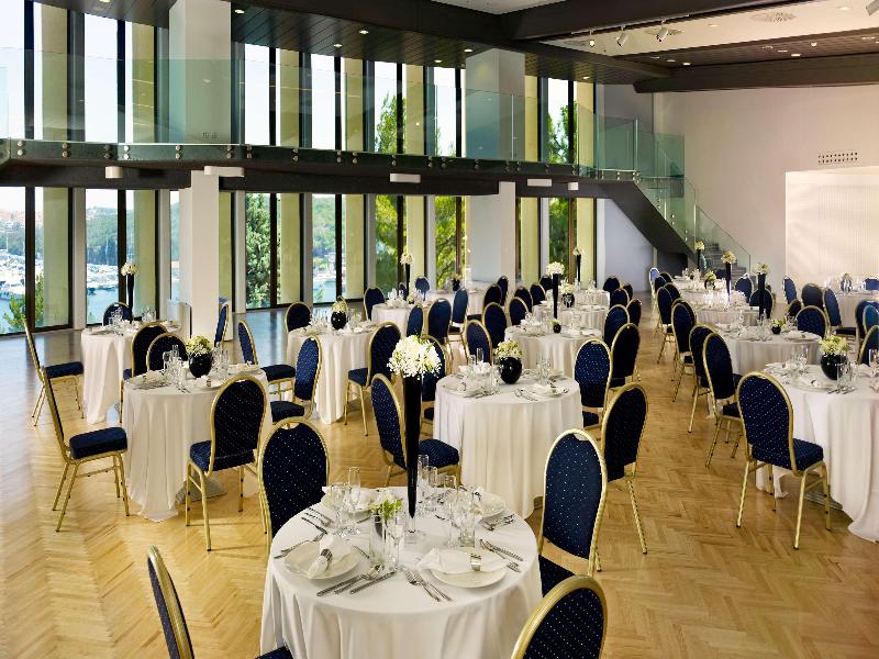 Hotel Park Plaza Histria image