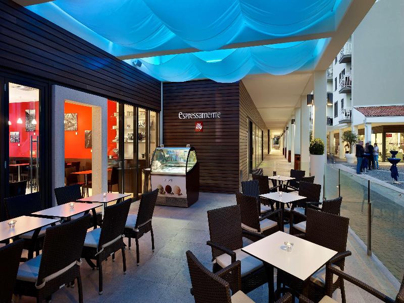 Hotel Park Plaza Histria image
