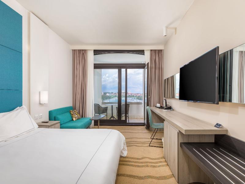 Hotel Park Plaza Histria image