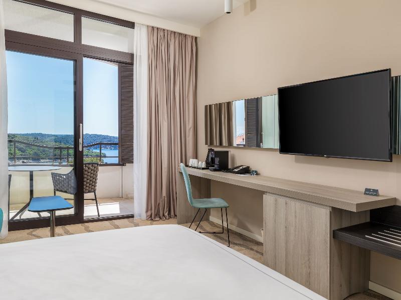 Hotel Park Plaza Histria image