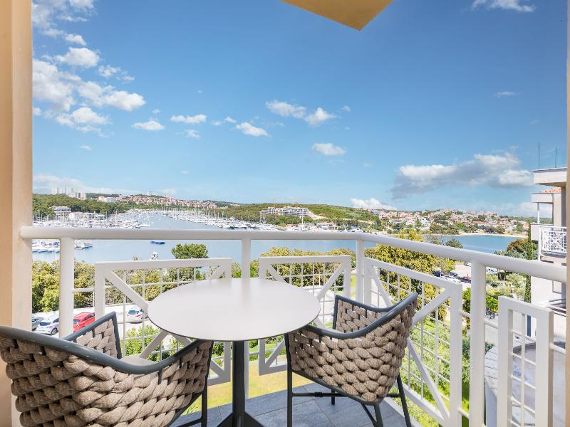 Hotel Park Plaza Histria image