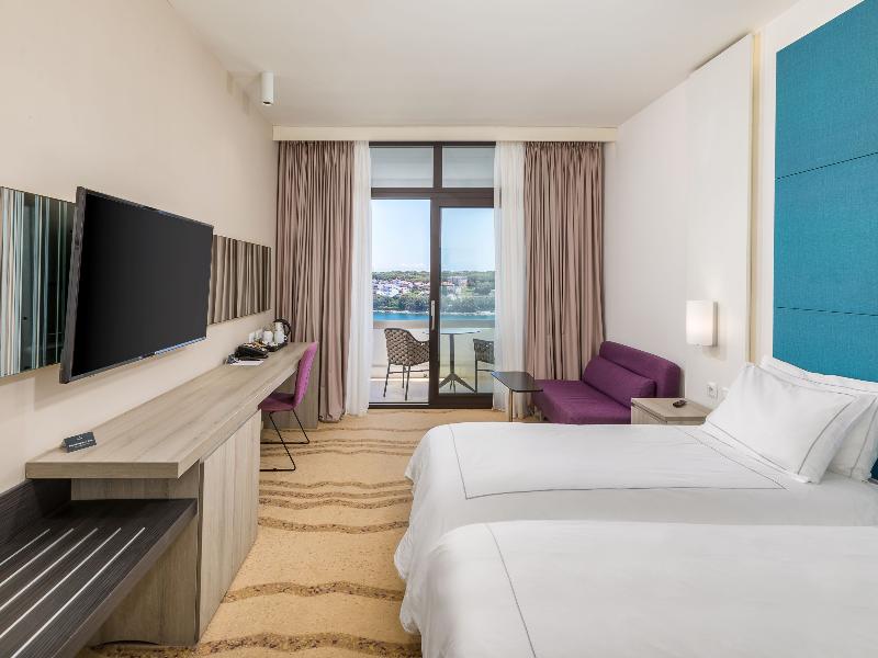 Hotel Park Plaza Histria image