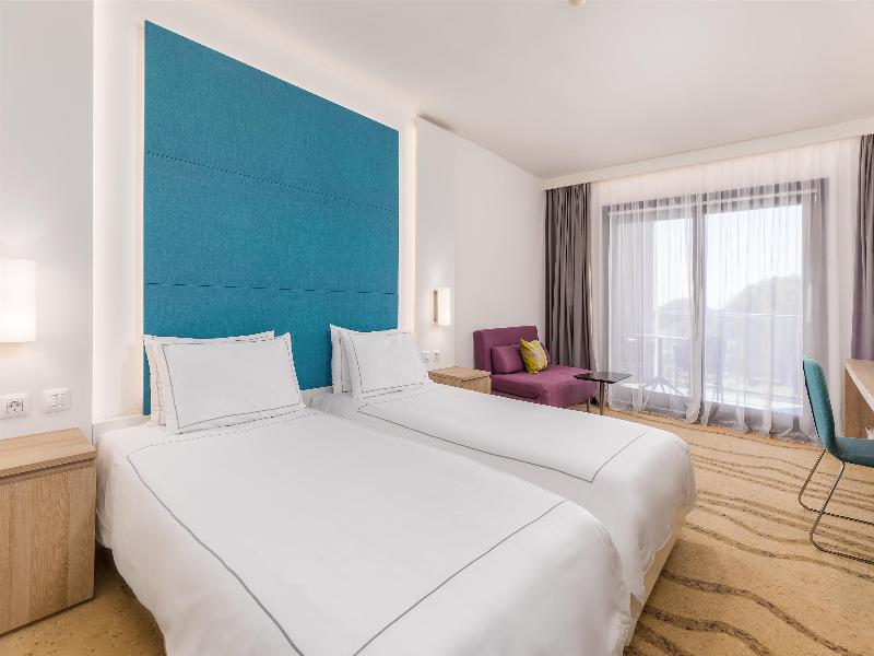 Hotel Park Plaza Histria image