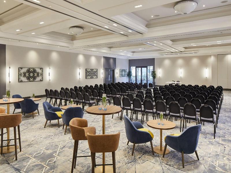 Marriott Hotel Cardiff image