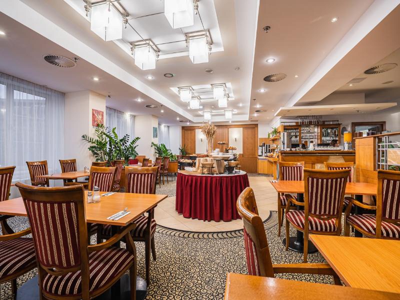 Ramada Prague City Centre image