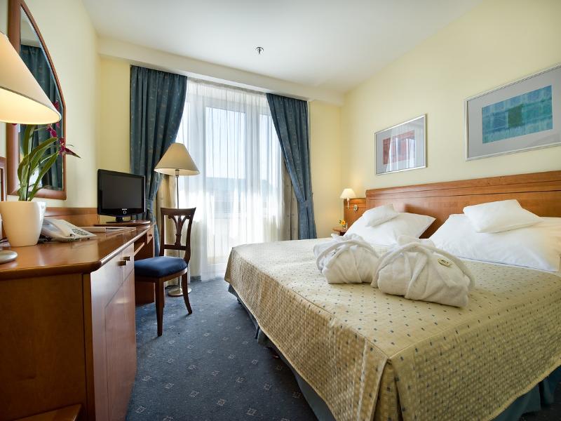 Ramada Prague City Centre image