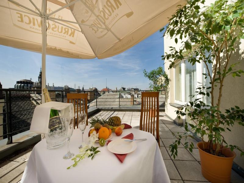 Ramada Prague City Centre image