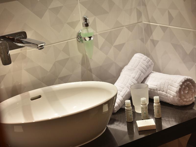 Ramada Airport Prague image