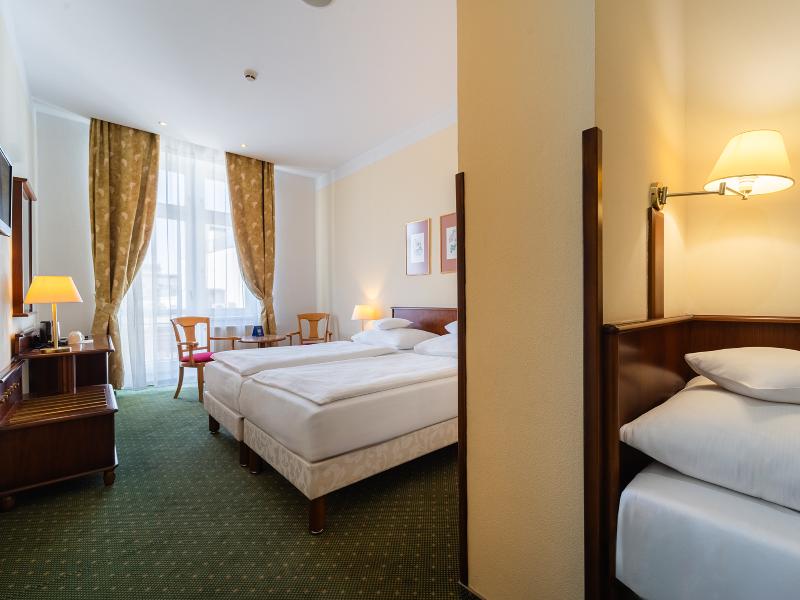 EA Hotel Rokoko image