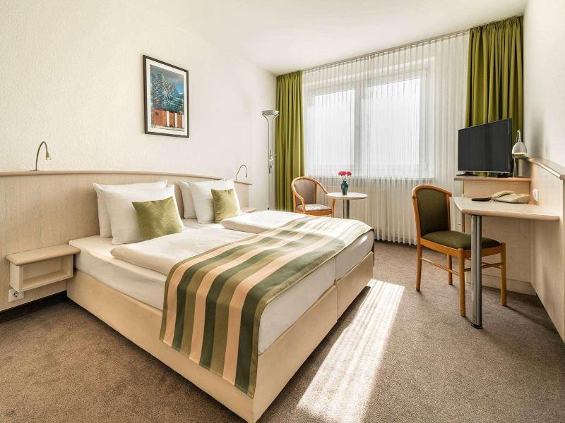 Panorama Inn Hotel und Boardinghaus image