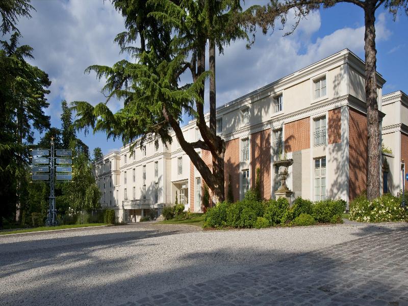 Waldorf Astoria Versailles - Trianon Palace image