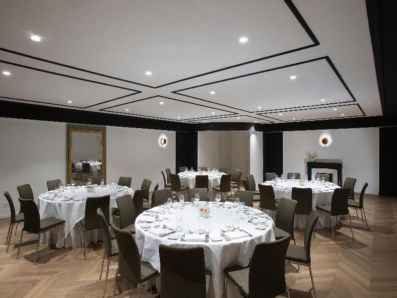 Waldorf Astoria Versailles - Trianon Palace image