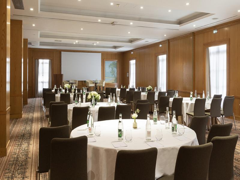 Waldorf Astoria Versailles - Trianon Palace image