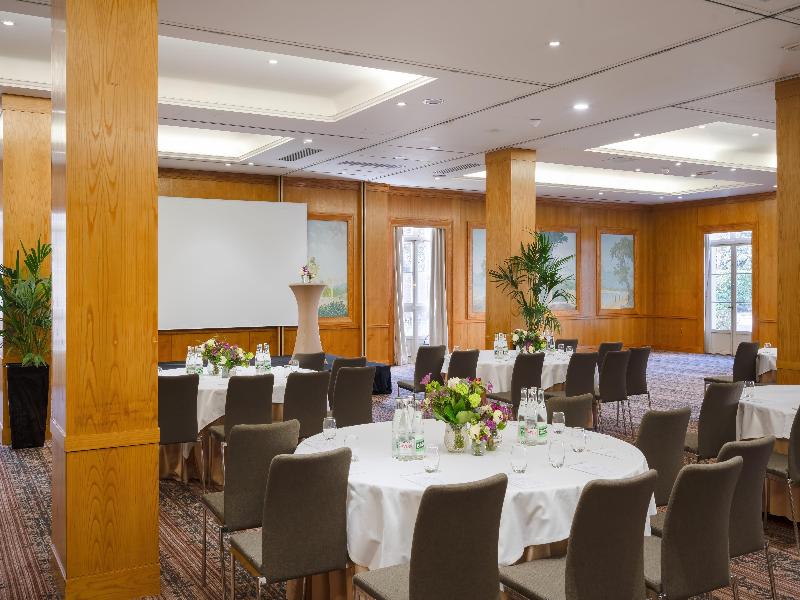 Waldorf Astoria Versailles - Trianon Palace image