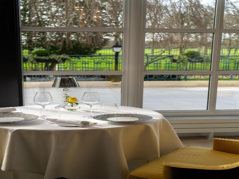 Waldorf Astoria Versailles - Trianon Palace image