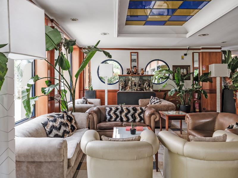 Grand Hotel Tiberio image